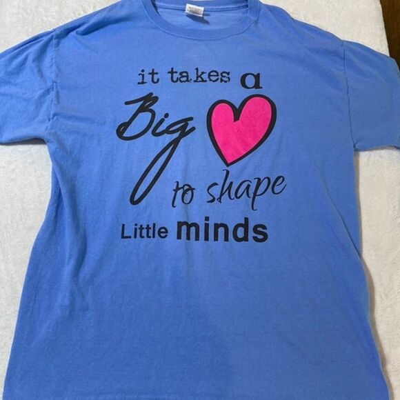 LITTLE Minds tee - Picture 1 of 4